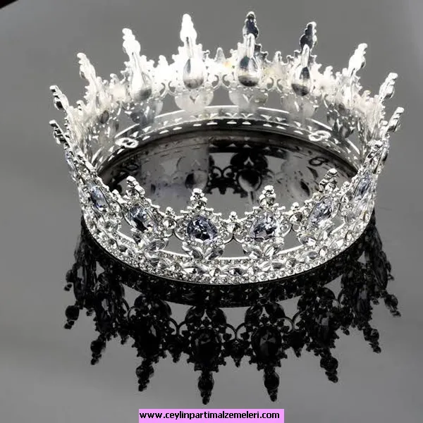 Lüks Tam Tur 15 cm Taç